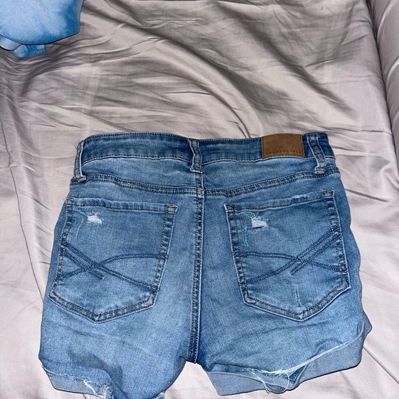 Aeropostale Jean shorts - Picture 2 of 3